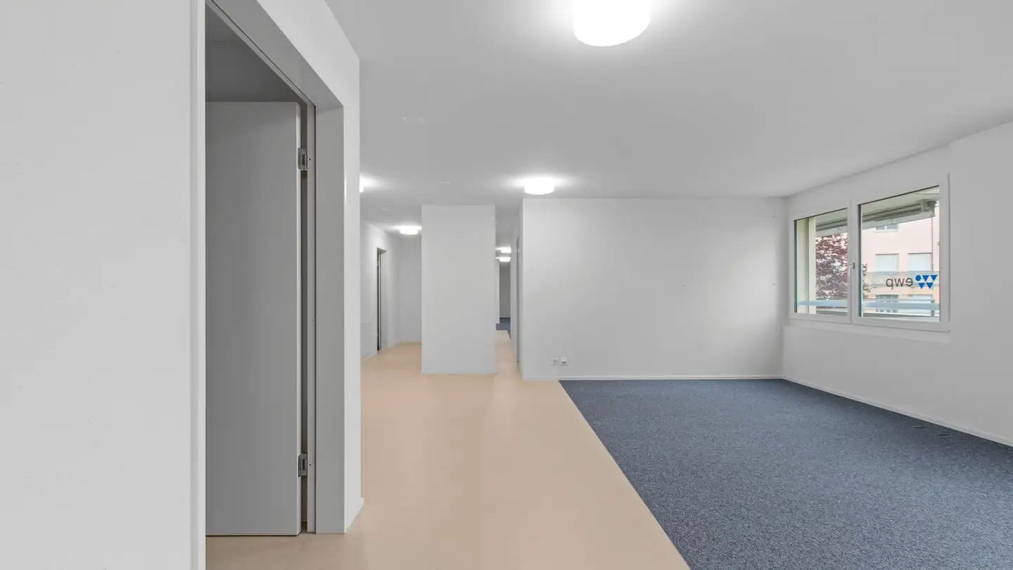 Gewerbe mieten - Brügglistrasse 9, 8852 Altendorf - Foto 2