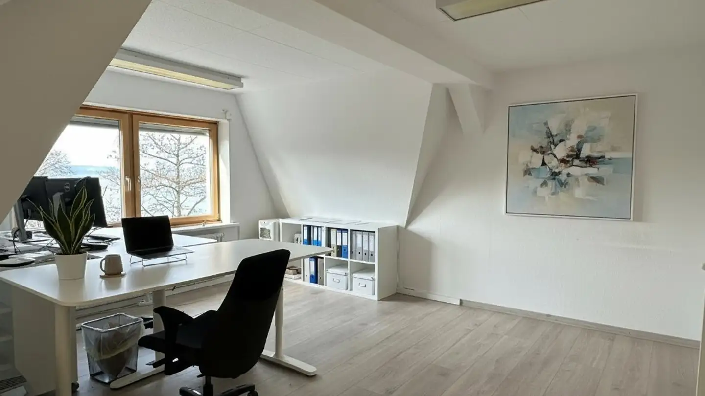 Bureau à louer - Zürcherstrasse 9, 8640 Rapperswil SG