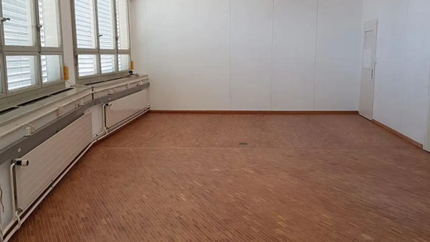 Commerciale in affitto - Weissensteinstrasse 81, 4500 Solothurn - Foto 2