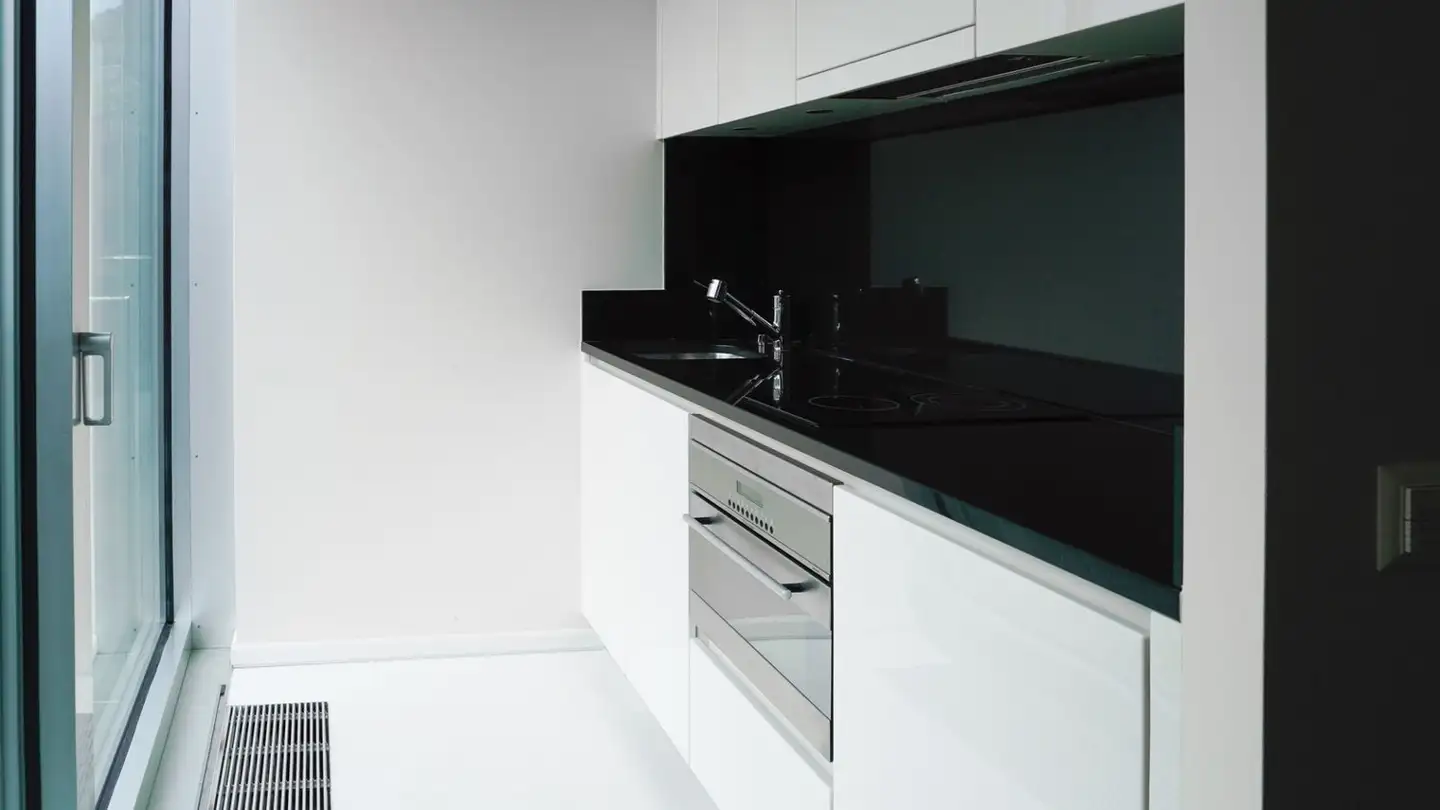 Appartamento in vendita - Riva Paradiso 2, 6900 Paradiso - Photo 2