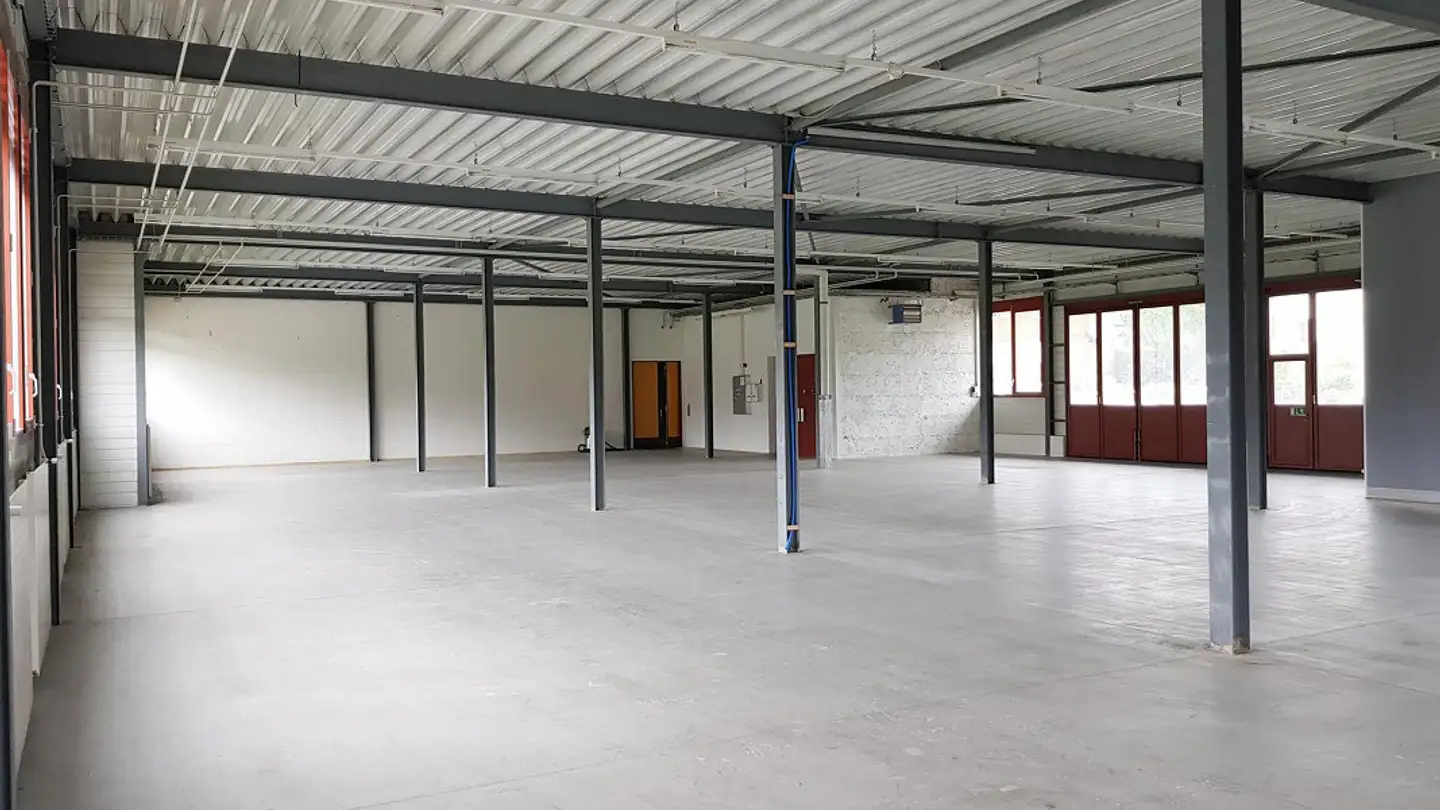 Commerciale in affitto - Ringstrasse 12, 8317 Tagelswangen