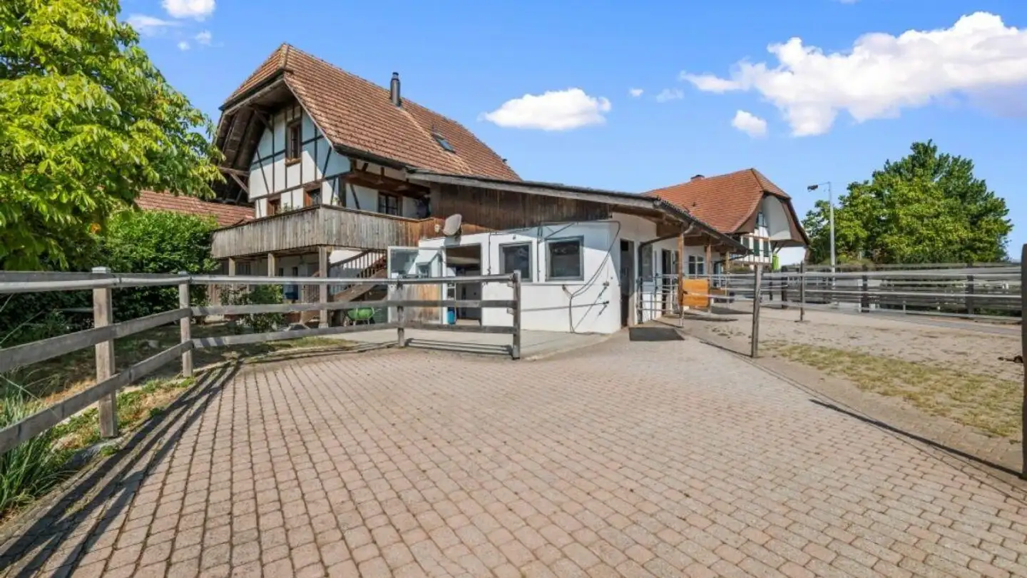 Mischgenutztes Gebäude kaufen - Rüberi 271, 3255 Rapperswil BE - Foto 4