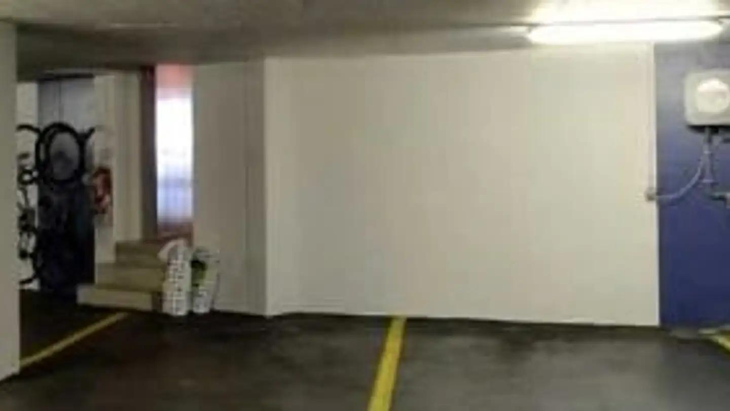 Parcheggio sotterraneo in affitto - Berglistrasse 11, 8623 Wetzikon ZH