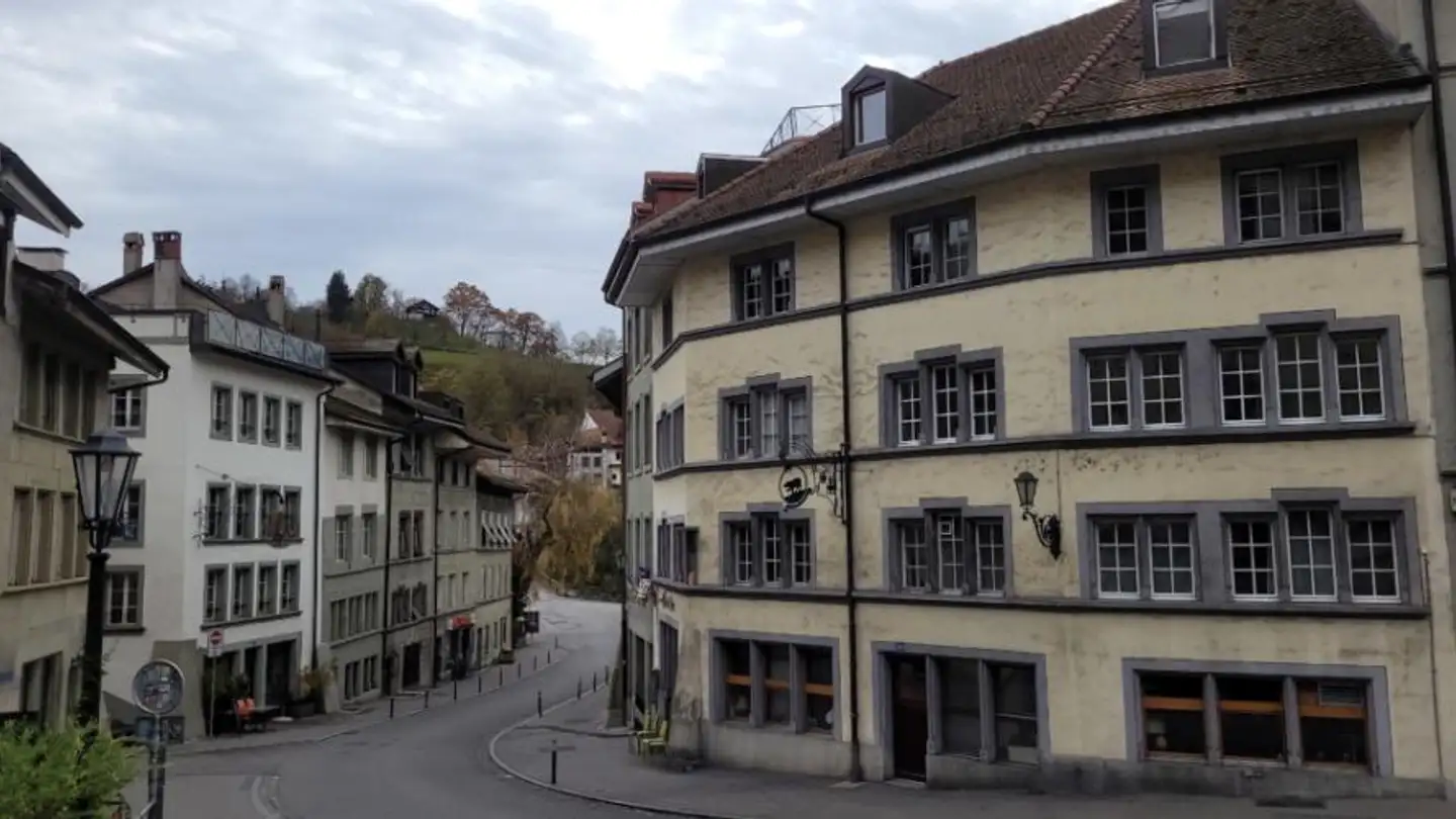 Apartment for rent - Rue de la Neuveville 52, 1700 Fribourg - Photo 3