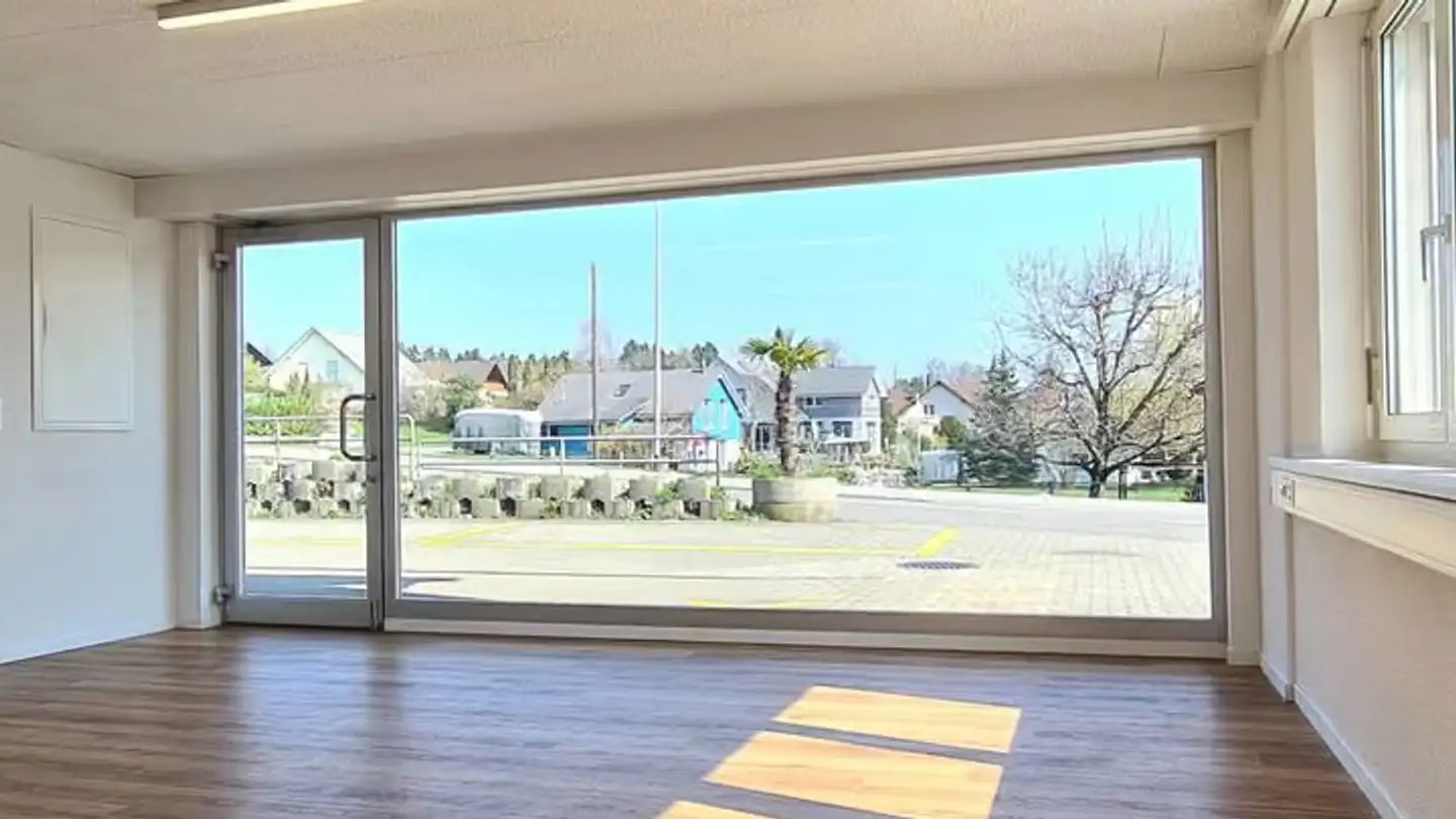 Shop for rent - Hauptstrasse 21, 8572 Berg TG