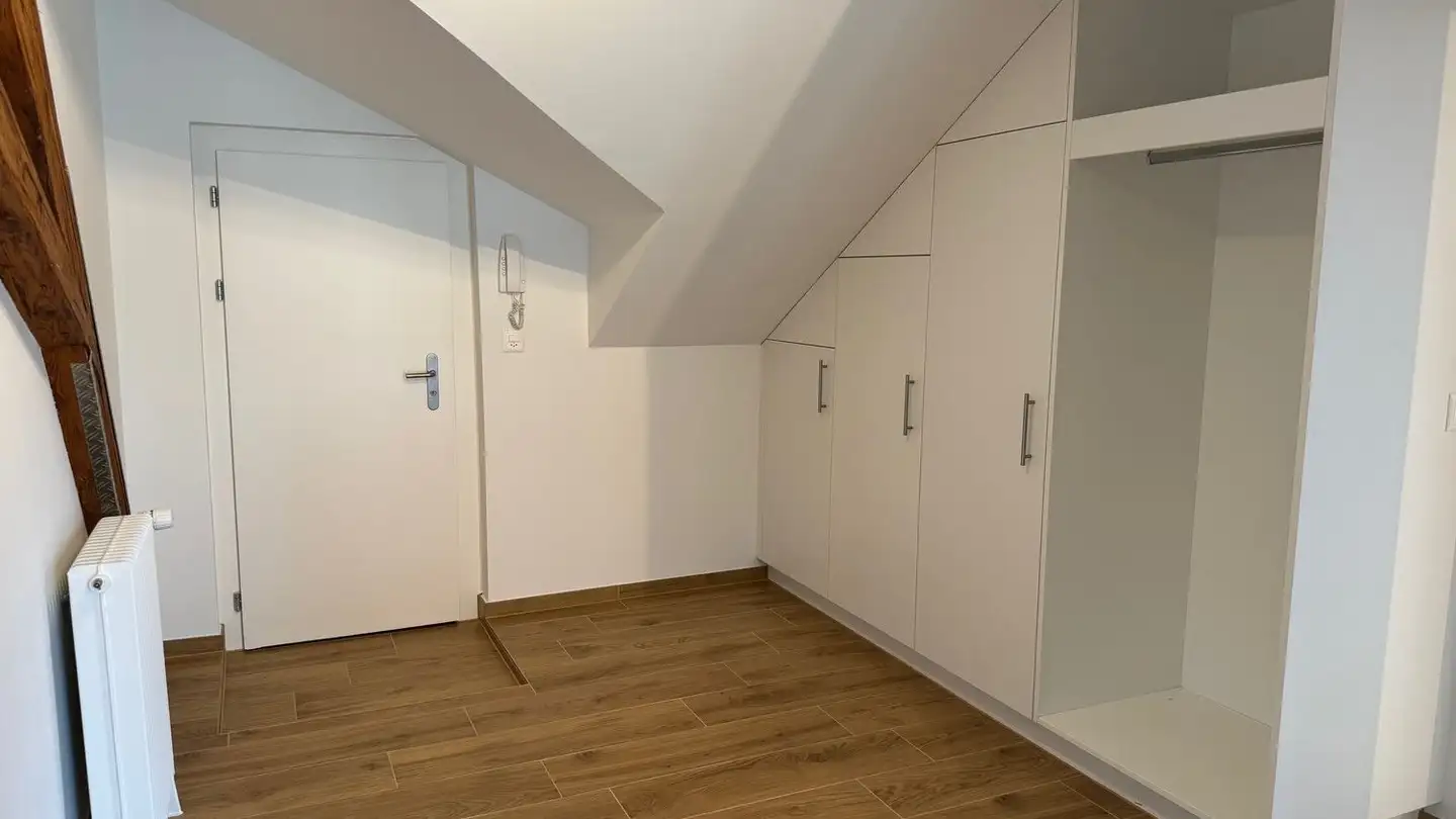 Attic flat for rent - Bärenplatz 6, 3177 Laupen BE - Photo 2