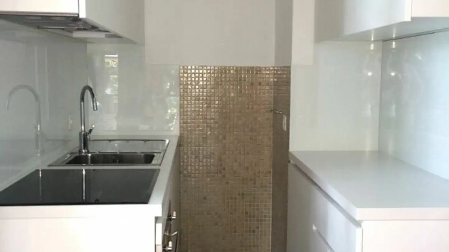 Appartamento in affitto - Via Dr. Willy Fröhlich 13, 6817 Maroggia - Foto 2