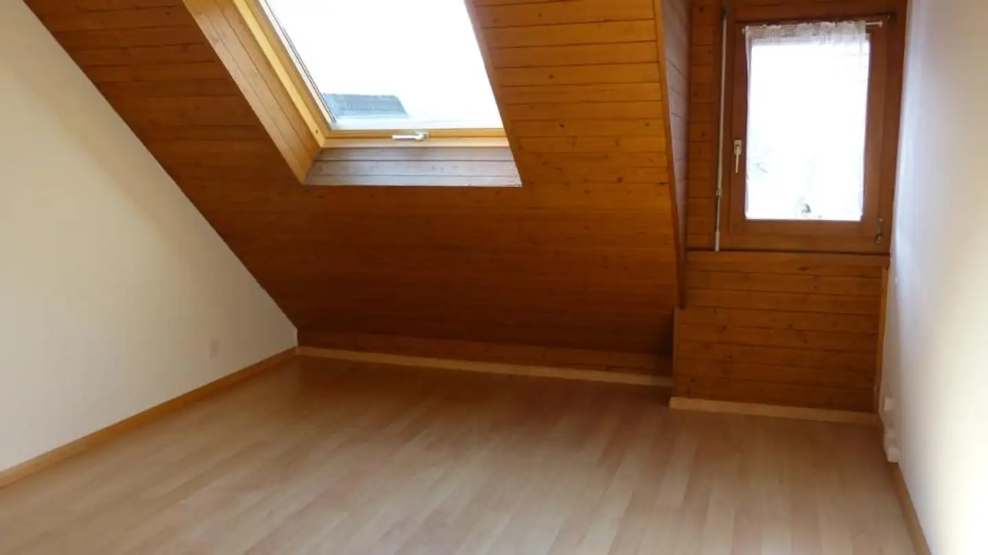 Dachgeschosswohnung mieten - Hauptstrasse 71, 4147 Aesch BL - Foto 4