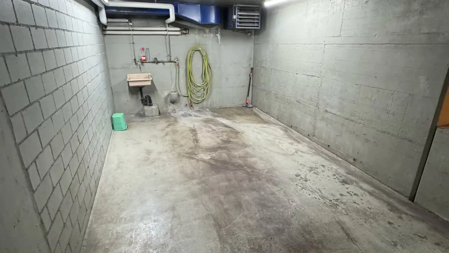 Place de parking souterraine à louer - Obstgartenstrasse 3, 8703 Erlenbach ZH - Photo 3