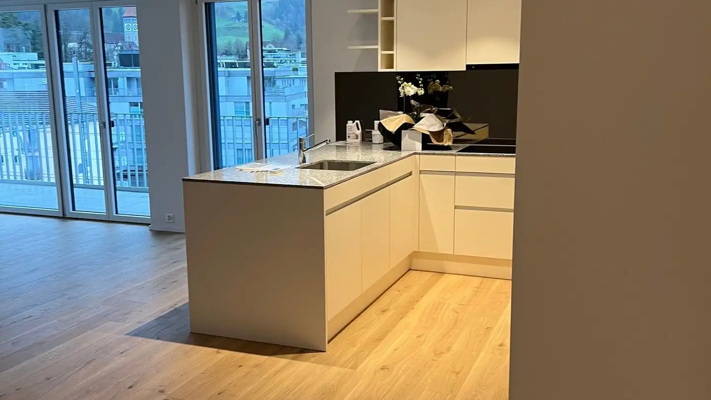 Stepped apartment for rent - Gütschweg 1, 6410 Goldau