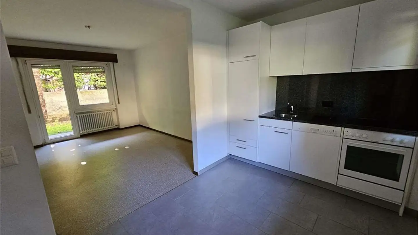 Apartment for rent - Via Delle Scuole 16, 6900 Paradiso - Photo 2