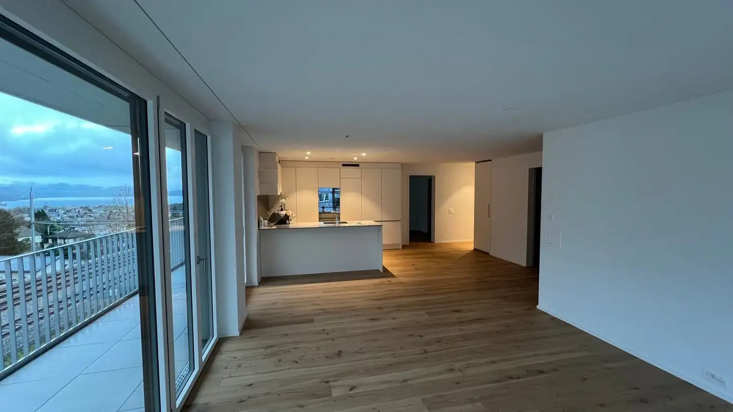 Stepped apartment for rent - Gütschweg 1, 6410 Goldau - Photo 2