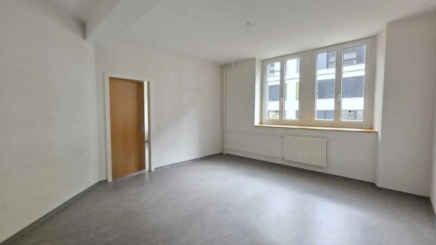 Appartement à louer - Rue de la Serre 32, 2300 La Chaux-de-Fonds - Photo 4