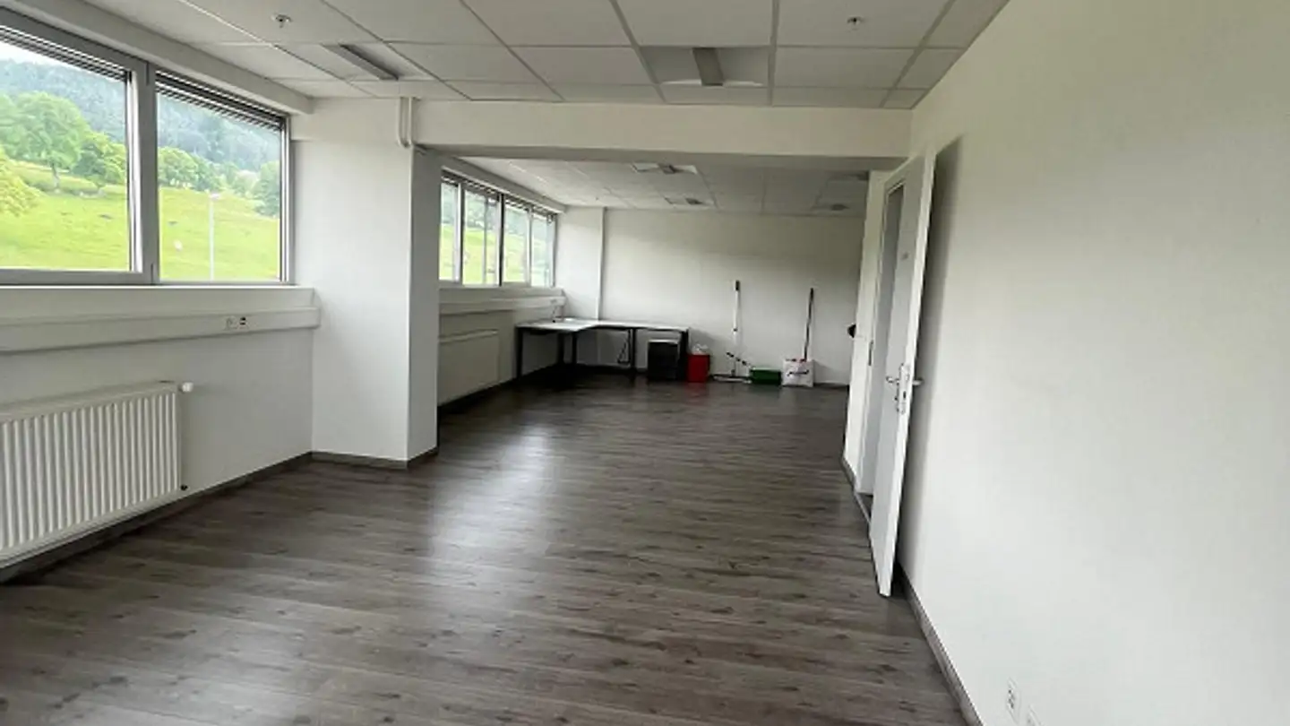 Spazio ufficio in affitto - Route De Bulle 41, 1696 Vuisternens-en-Ogoz - Photo 2