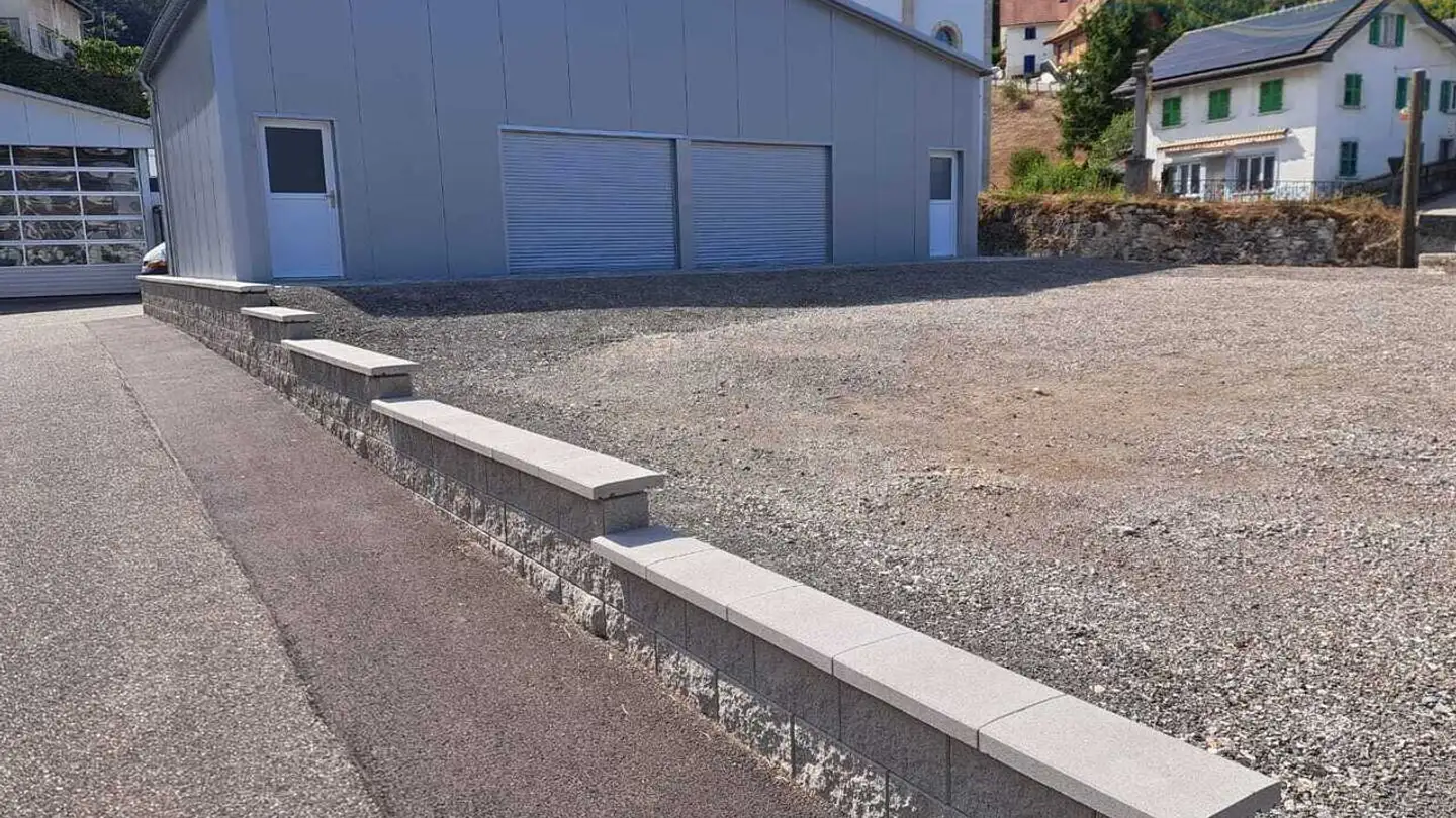 Mixed-use building for rent - Route Cantonale 24, 2922 Courchavon - Photo 4