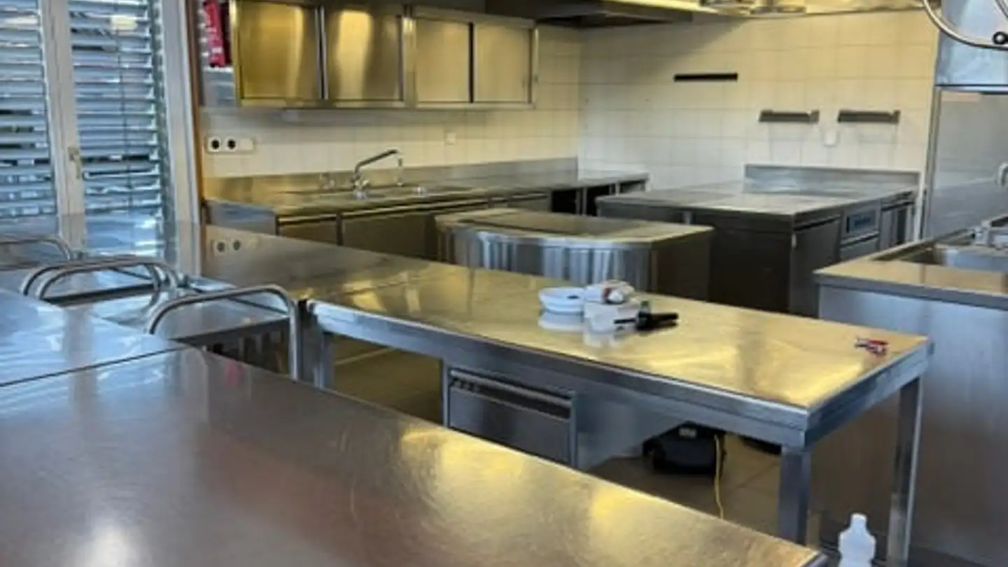 Gewerbe mieten - Stockentalstrasse 42, 3647 Reutigen - Foto 4