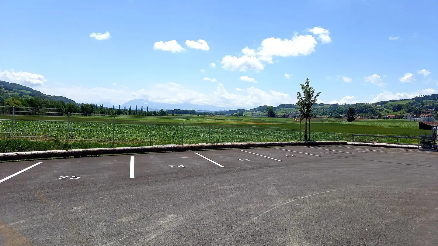 Parkplatz im Freien mieten - 5056 Attelwil