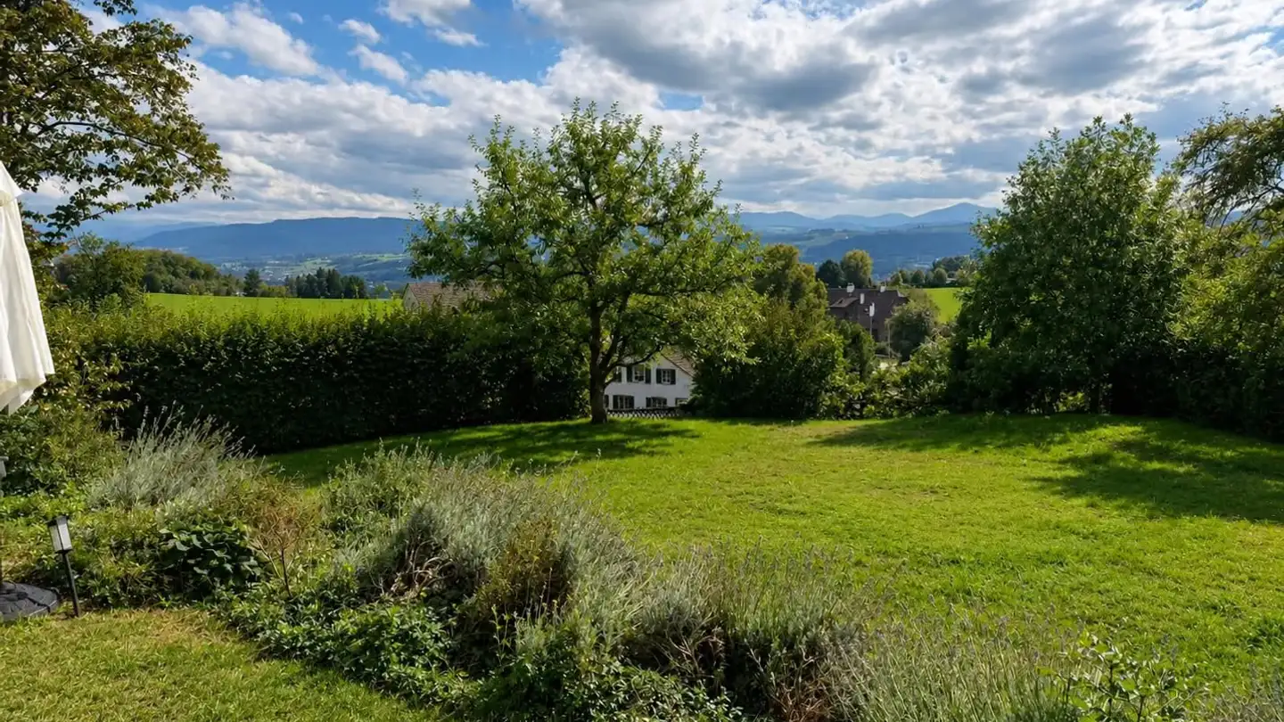 Wohnung mieten - Forchstrasse 537, 8704 Herrliberg
