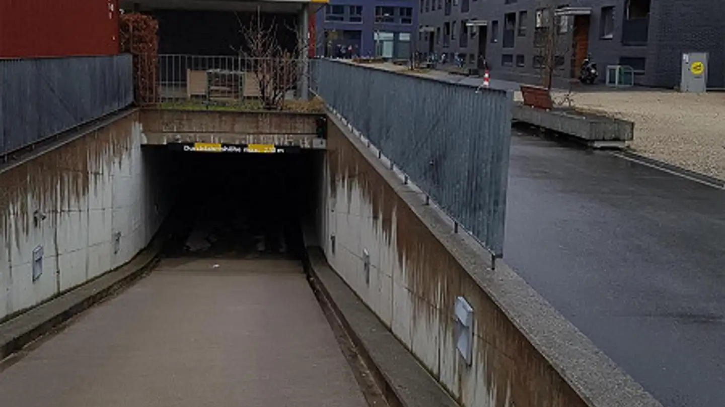 Underground parking space for rent - Anna-Neumann-Gasse 7, 6005 Luzern