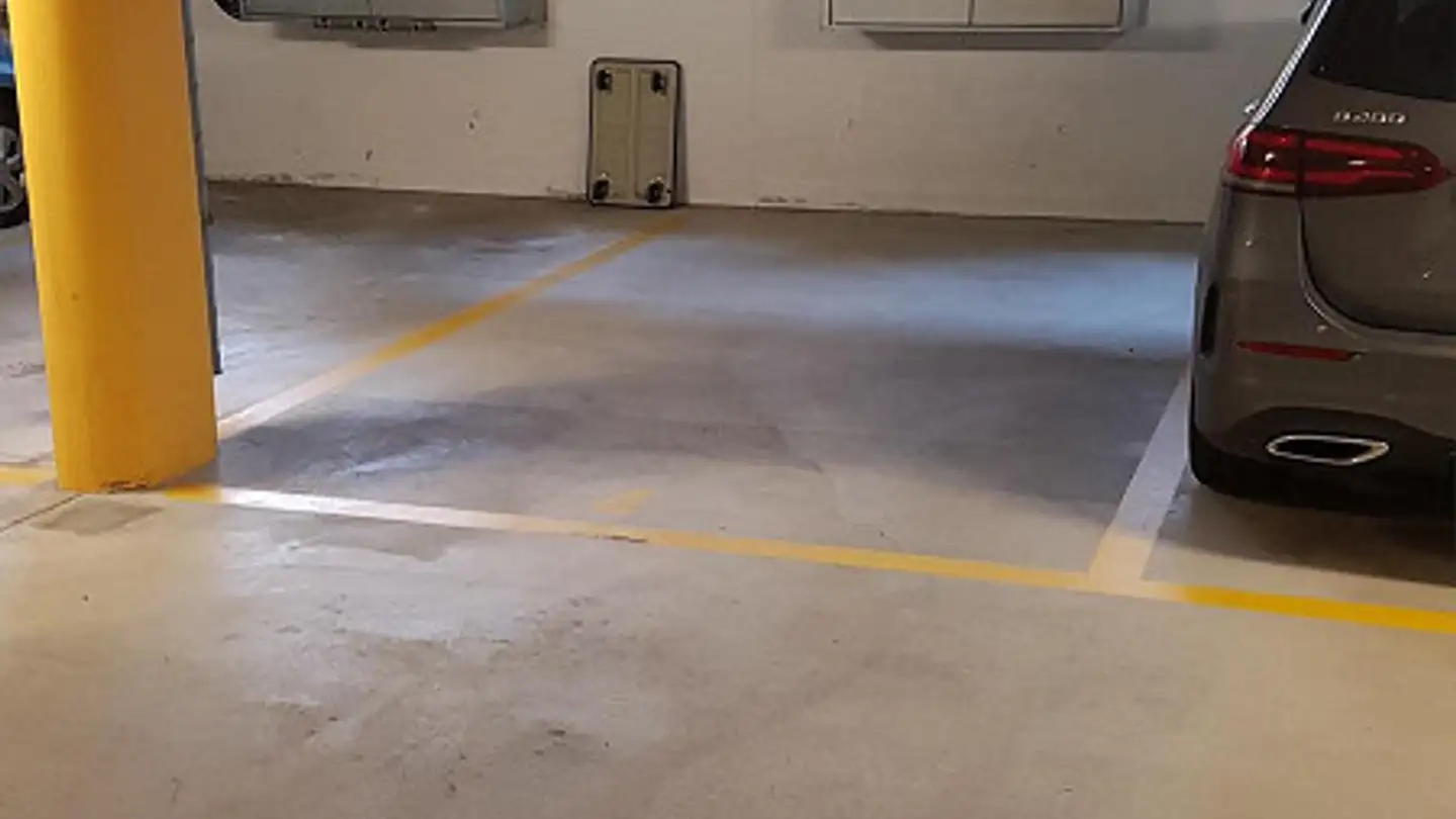 Underground parking space for rent - Anna-Neumann-Gasse 7, 6005 Luzern - Photo 2
