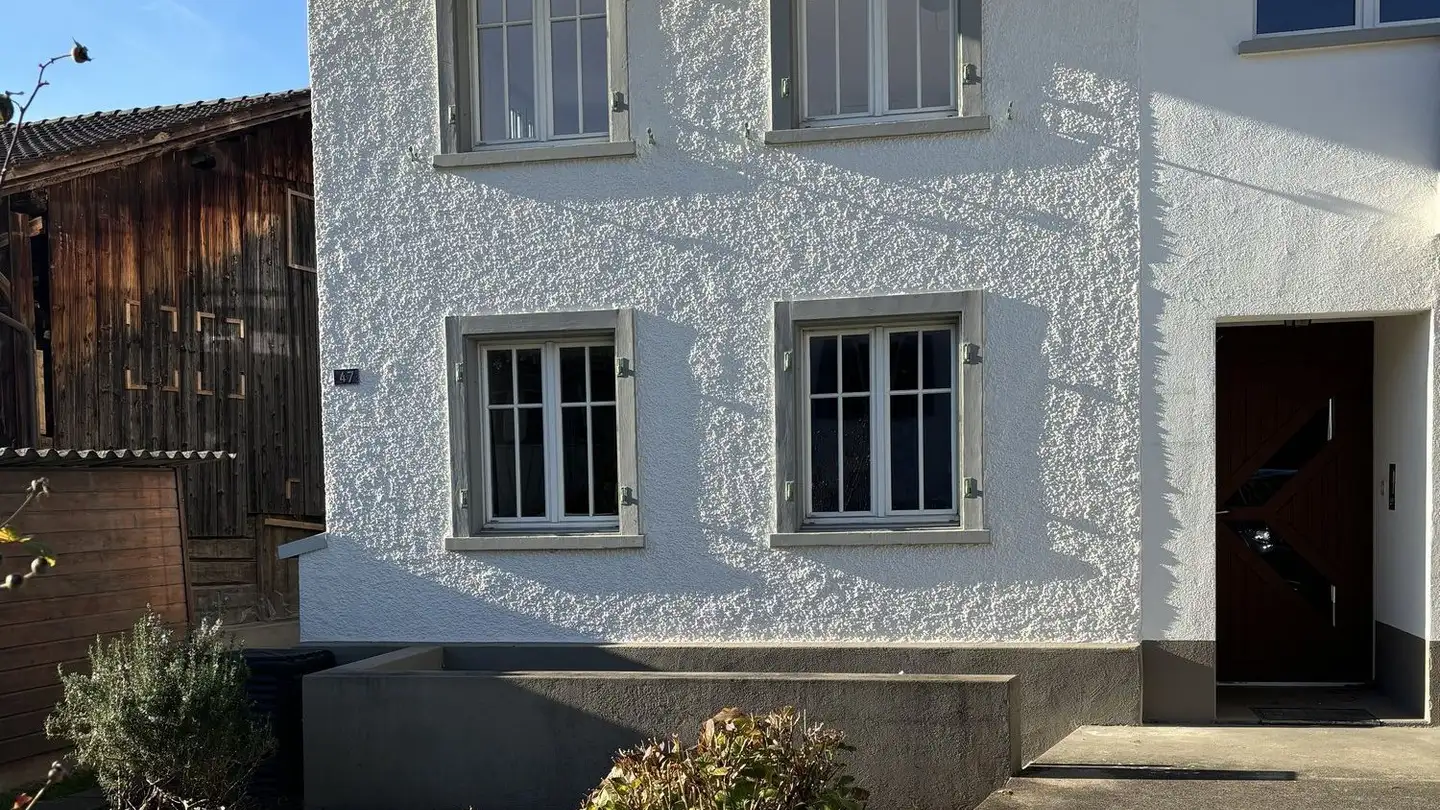 Edificio residenziale in affitto - Dorfstrasse 47, 8330 Pfäffikon ZH