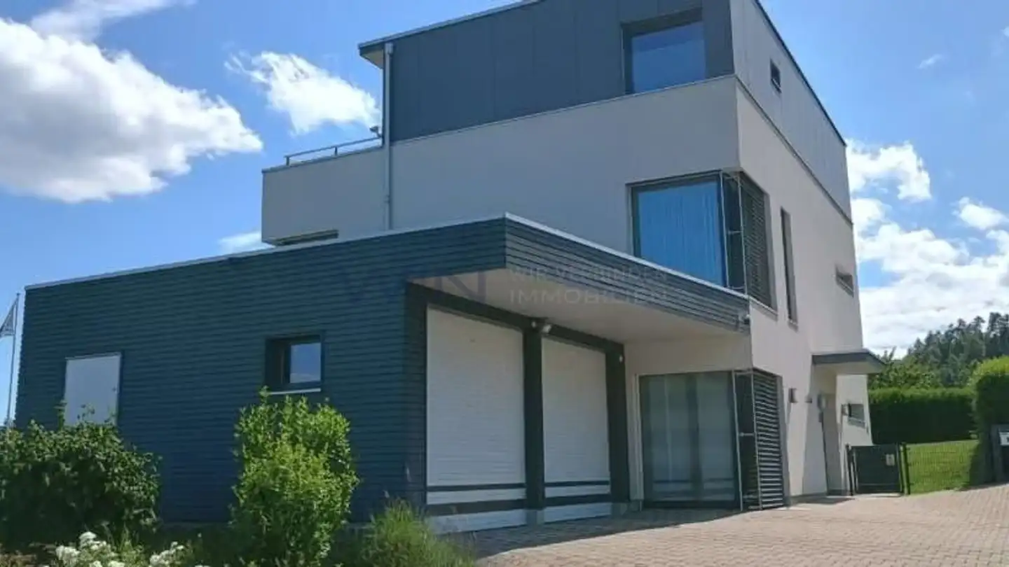 Single house for sale - 5273 Oberhofen AG
