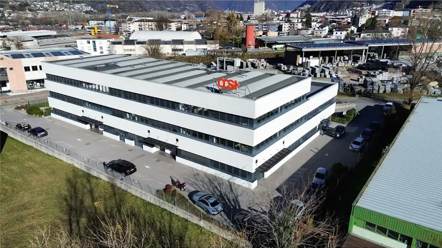 Commercial for sale - 6512 Giubiasco