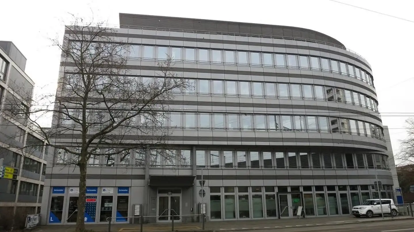 Spazio di archiviazione in affitto - Hüttisstrasse 8, 8050 Zürich