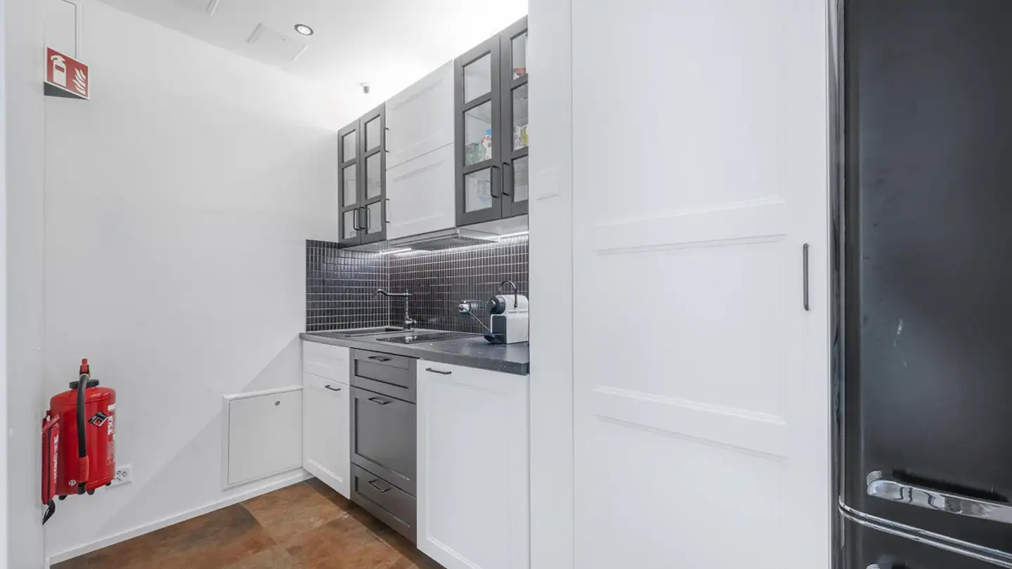 Mischgenutztes Gebäude kaufen - 8180 Bülach - Foto 4