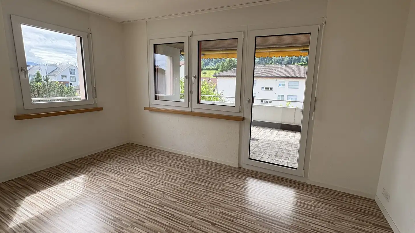 Apartment for rent - Kantonsstrasse 1, 8863 Buttikon SZ - Photo 3