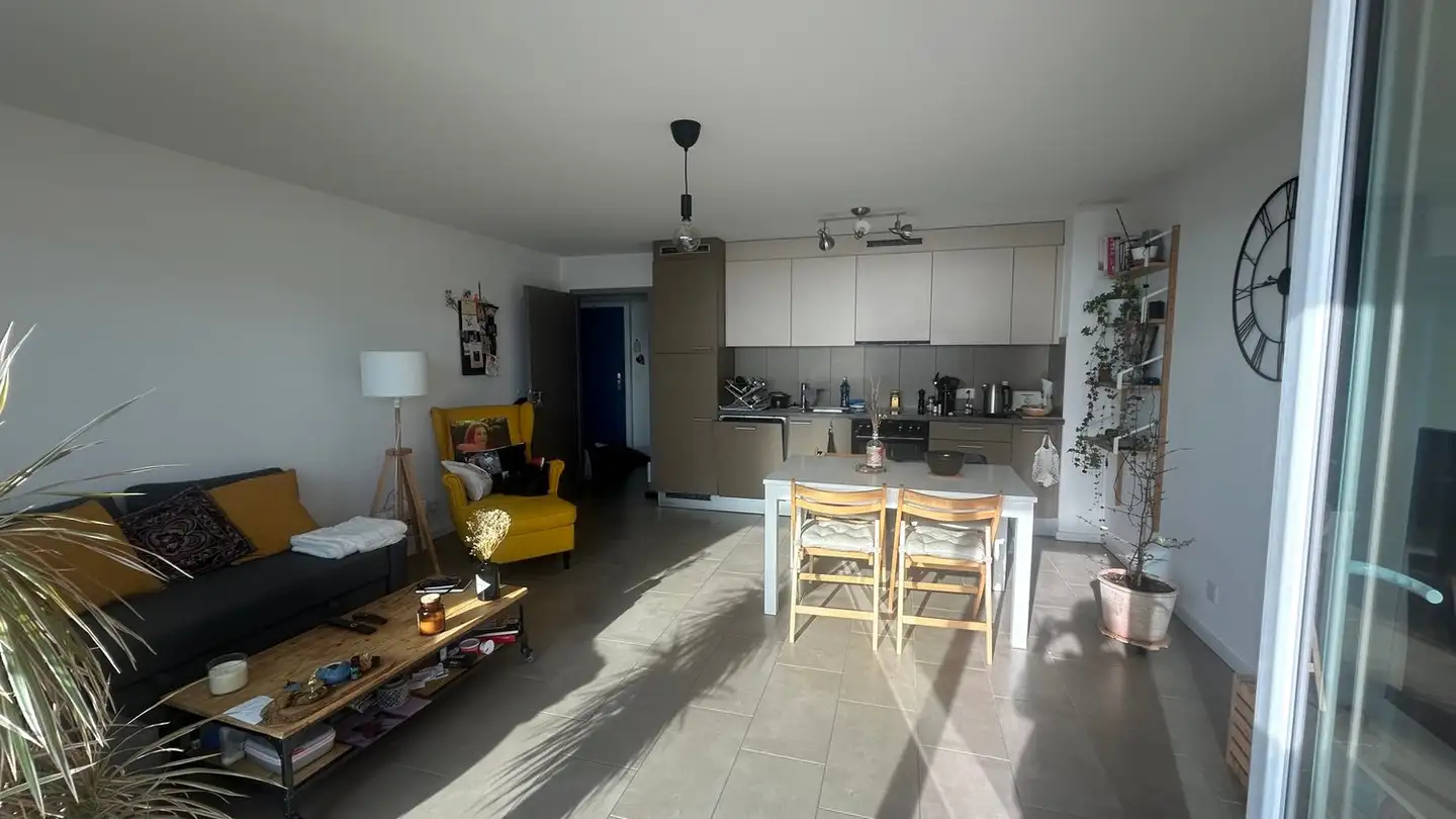 Apartment for rent - 2052 Fontainemelon