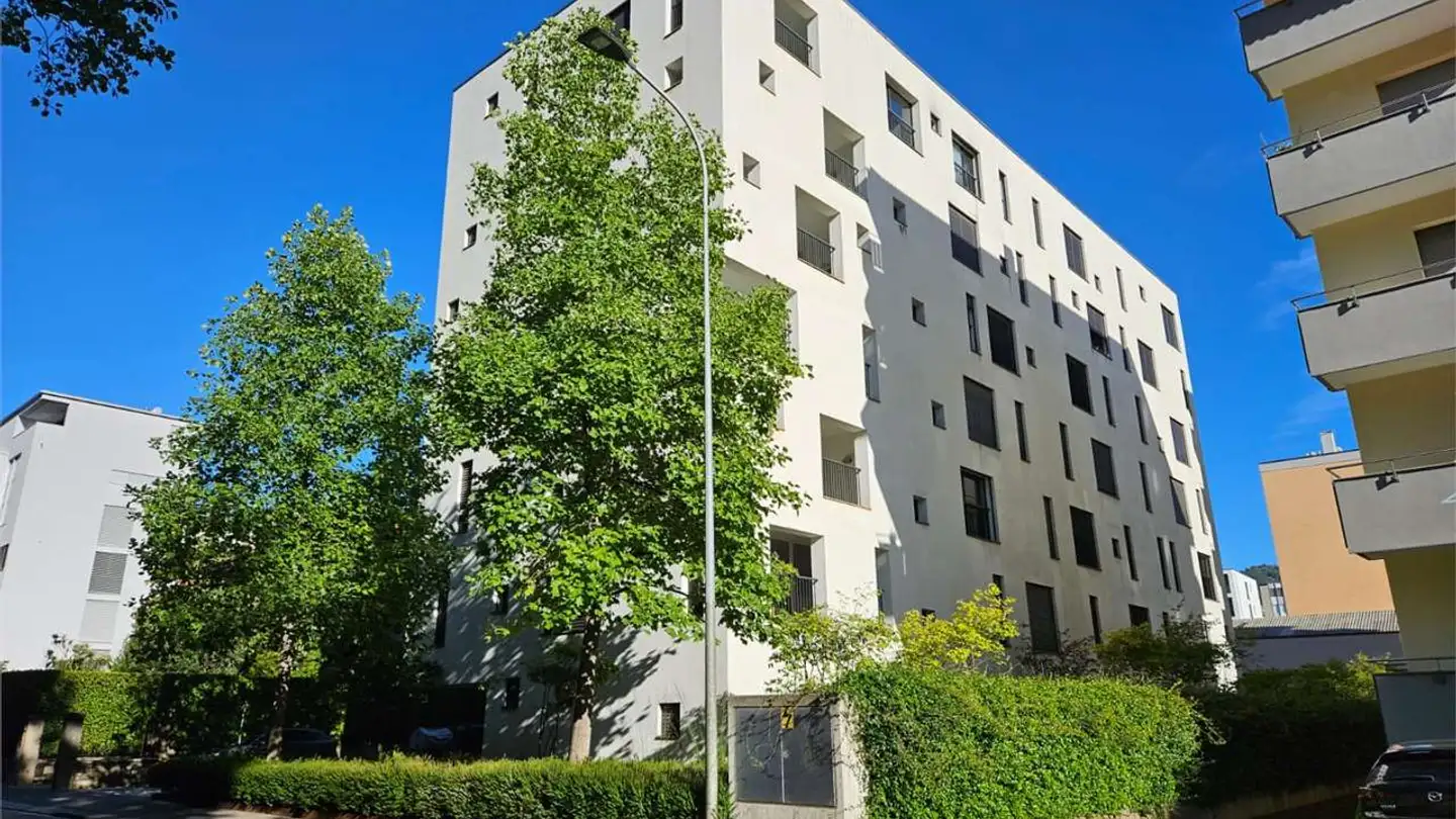 Outdoor parking space for rent - Via Beltramina 19, 6900 Lugano