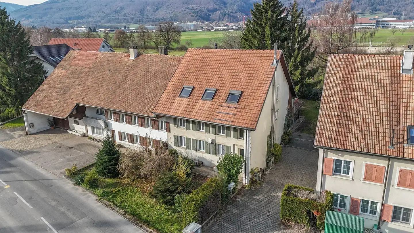 Edificio residenziale in vendita - Dorfstrasse 21, 4623 Neuendorf