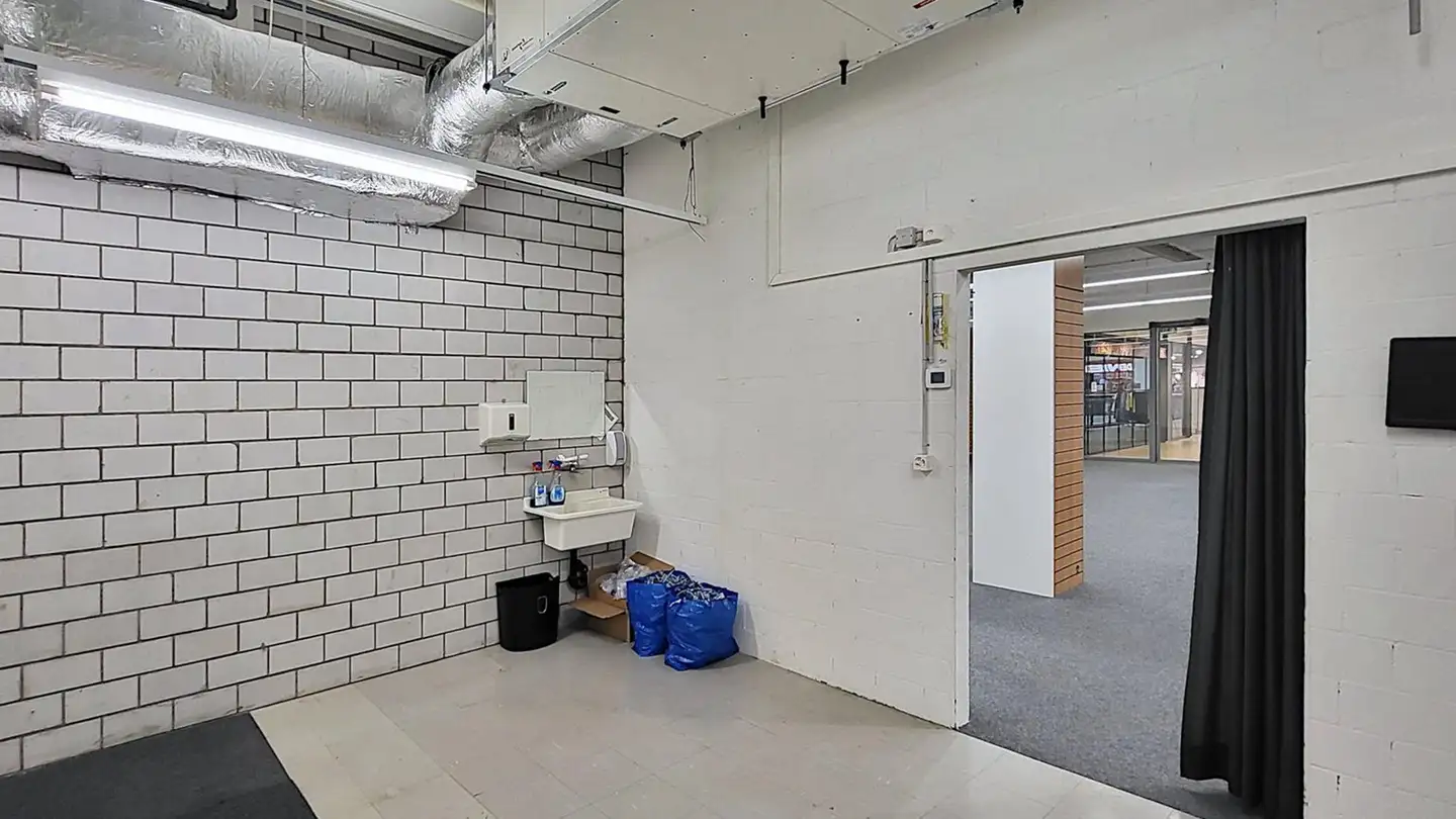 Magasin à louer - Burgerfeldstrasse 15, 8730 Uznach