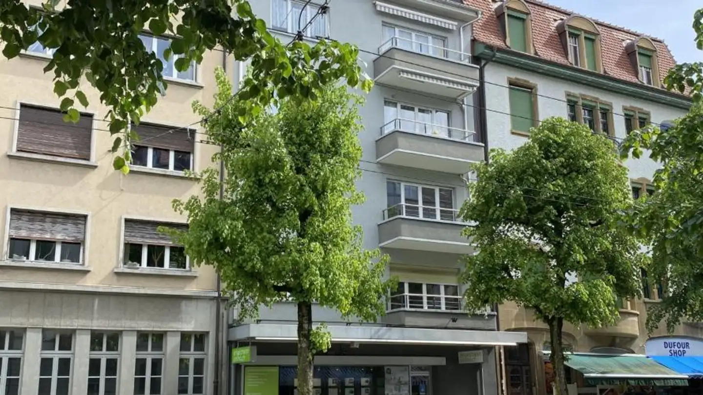 Mehrfamilienhaus kaufen - Rue Du Général-Dufour / General-Dufour-Strasse 32, 2502 Biel/Bienne
