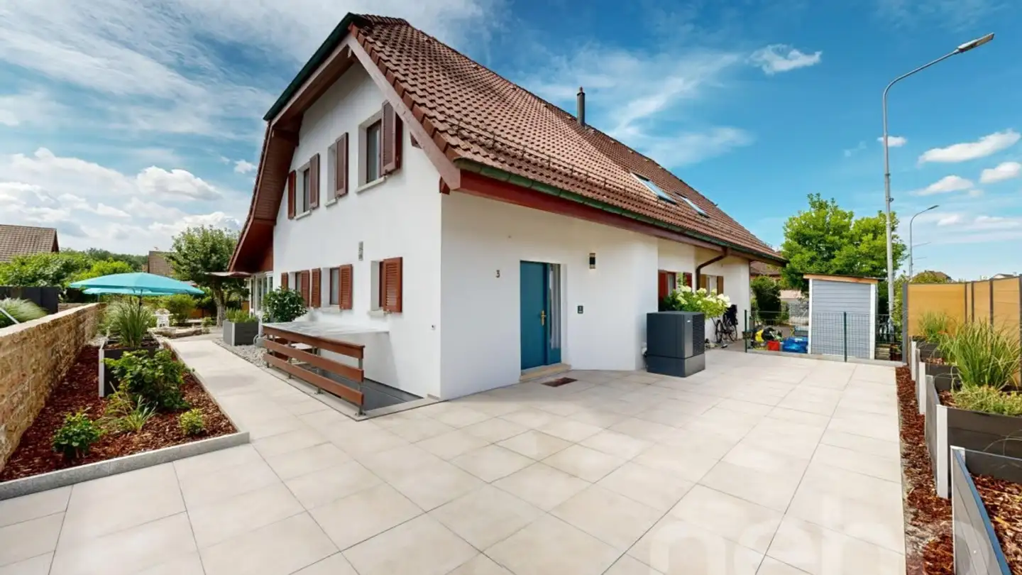Semi-detached house for sale - 4334 Sisseln AG