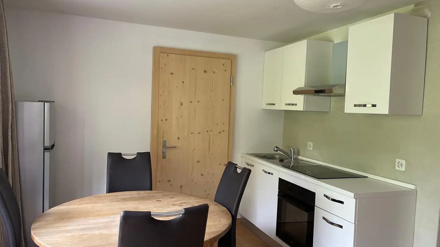 Apartment for rent - Präzerstrasse 27, 7424 Präz - Photo 2