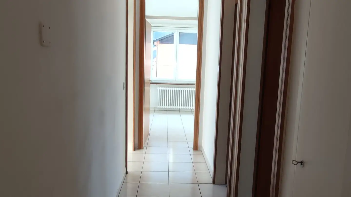 Apartment for rent - Via Al Maglio 8, 6710 Biasca - Photo 4