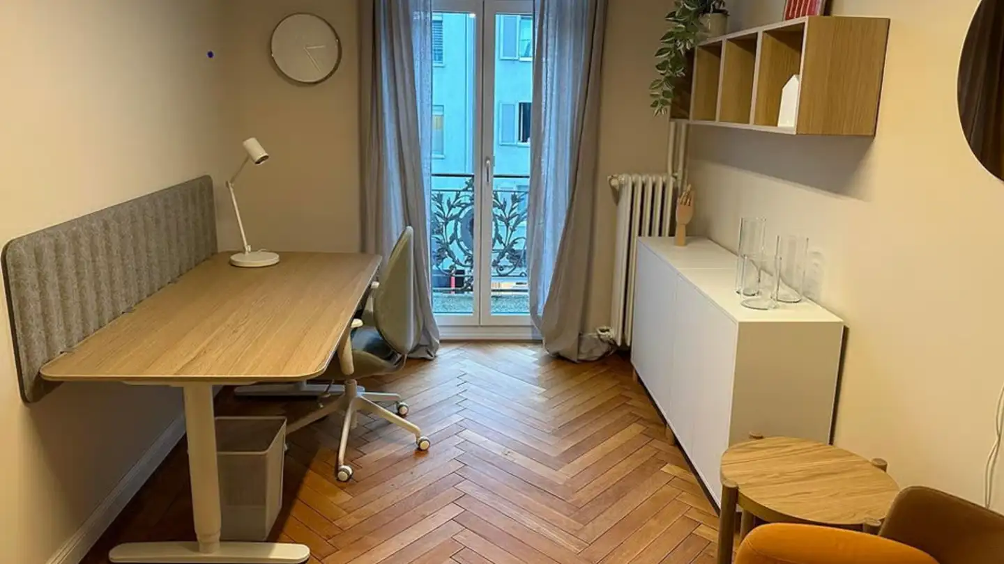 Bureau à louer - Albisstrasse 3, 8134 Adliswil
