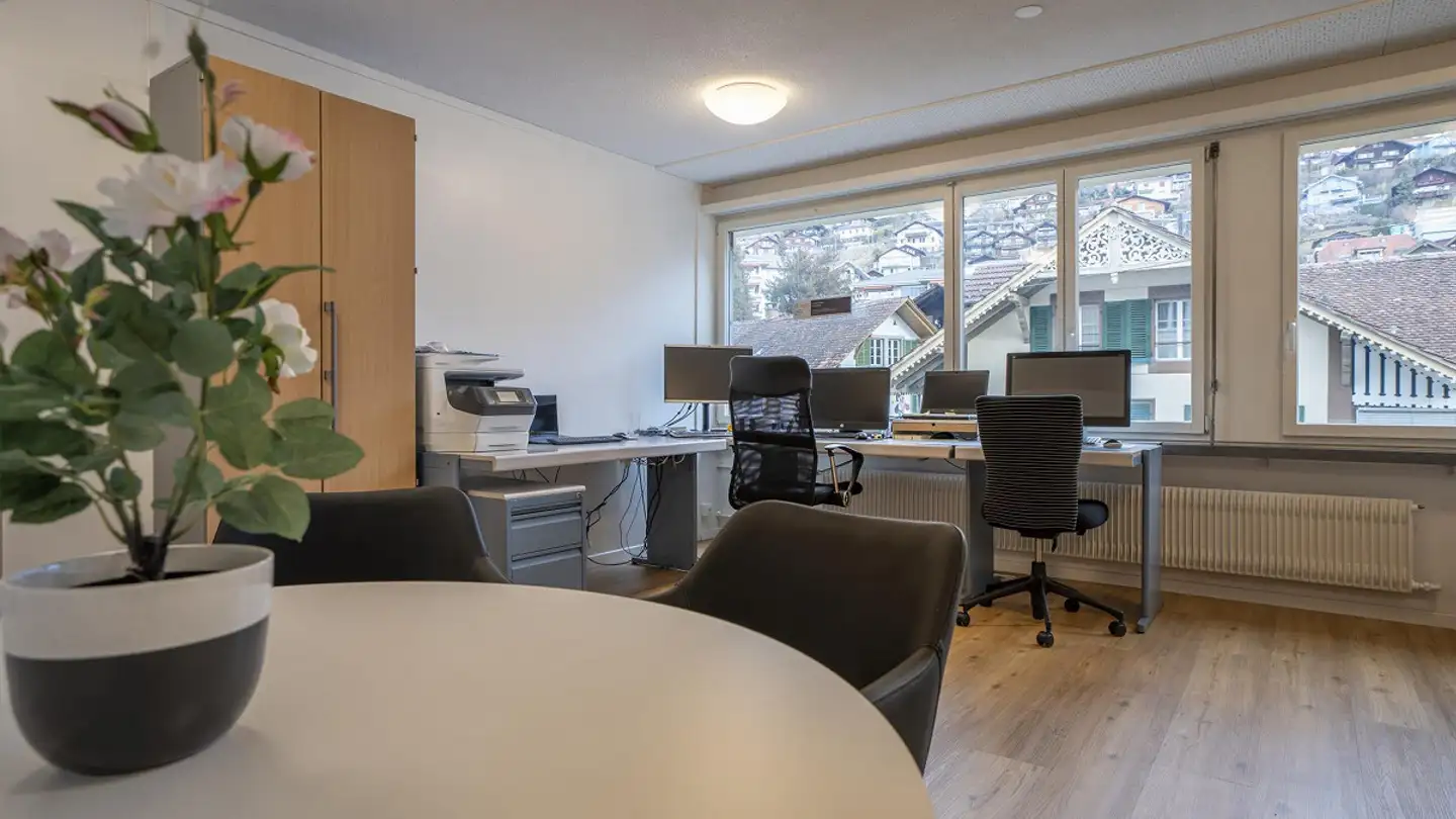 Spazio ufficio in affitto - Staatsstrasse 4, 3653 Oberhofen am Thunersee - Foto 4