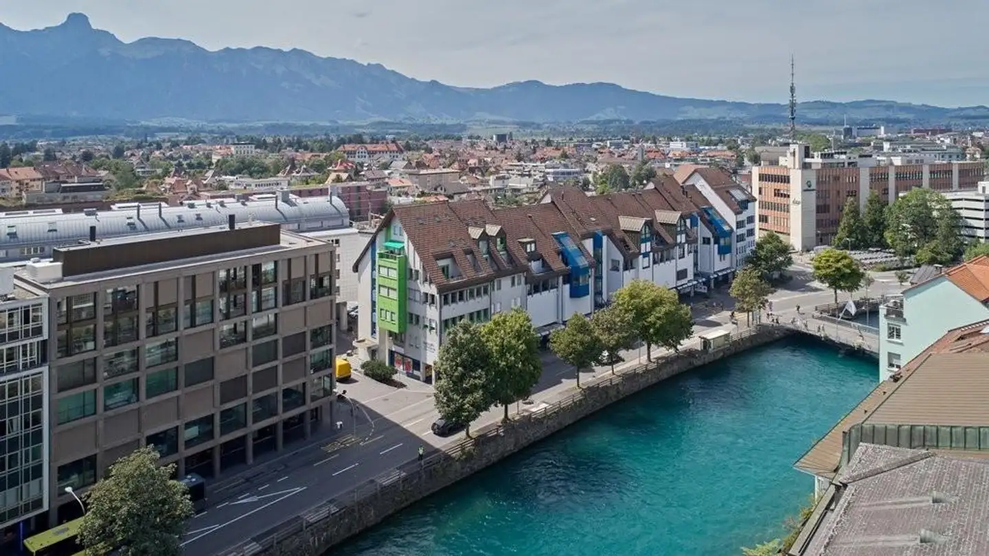 Indoor motorbike parking space for rent - Aarestrasse 34, 3600 Thun