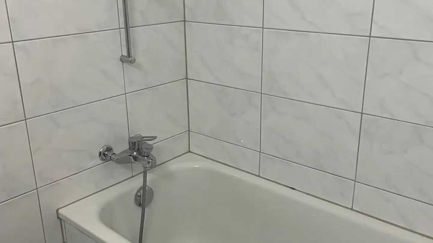 Apartment for rent - Route De Reuchenette / Reuchenettestrasse 15, 2502 Biel/Bienne - Photo 4