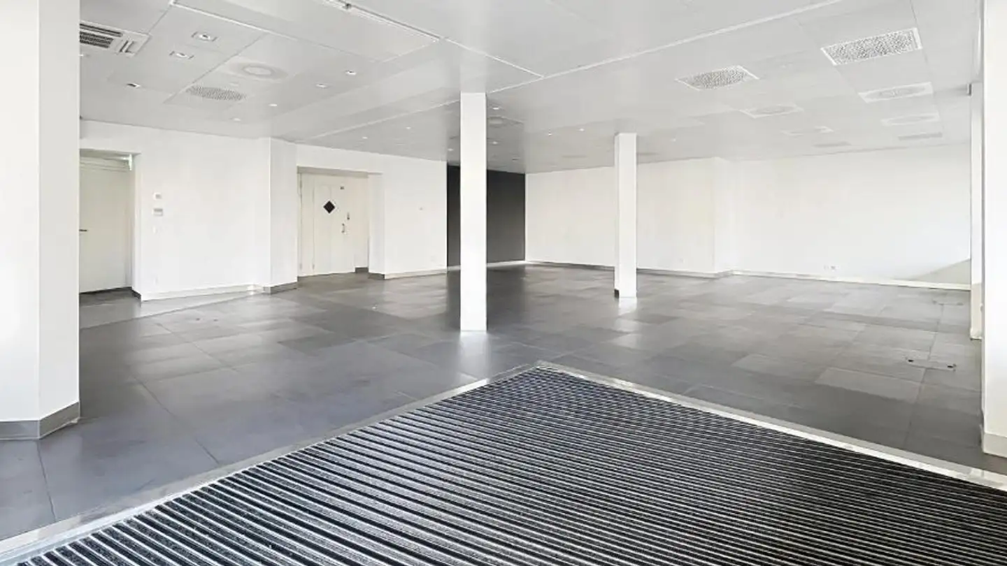 Magasin à louer - Route Des Flumeaux 1, 1008 Prilly - Photo 4