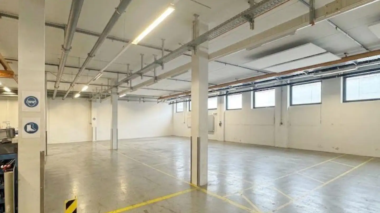 Commercial à louer - Schorenstrasse 39, 3645 Gwatt (Thun) - Photo 3