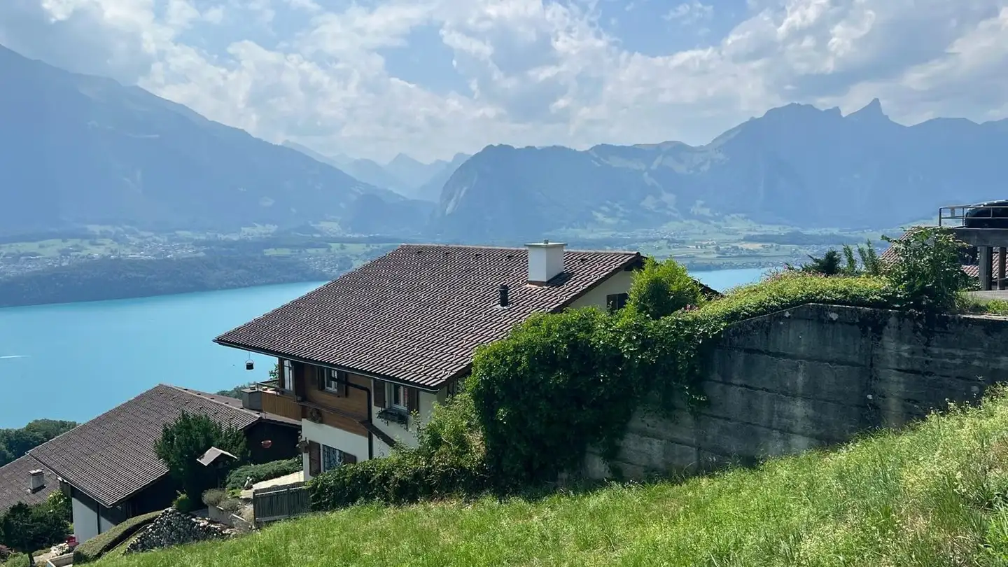 Chalet in vendita - Ringoldswilstrasse 21, 3656 Tschingel ob Gunten