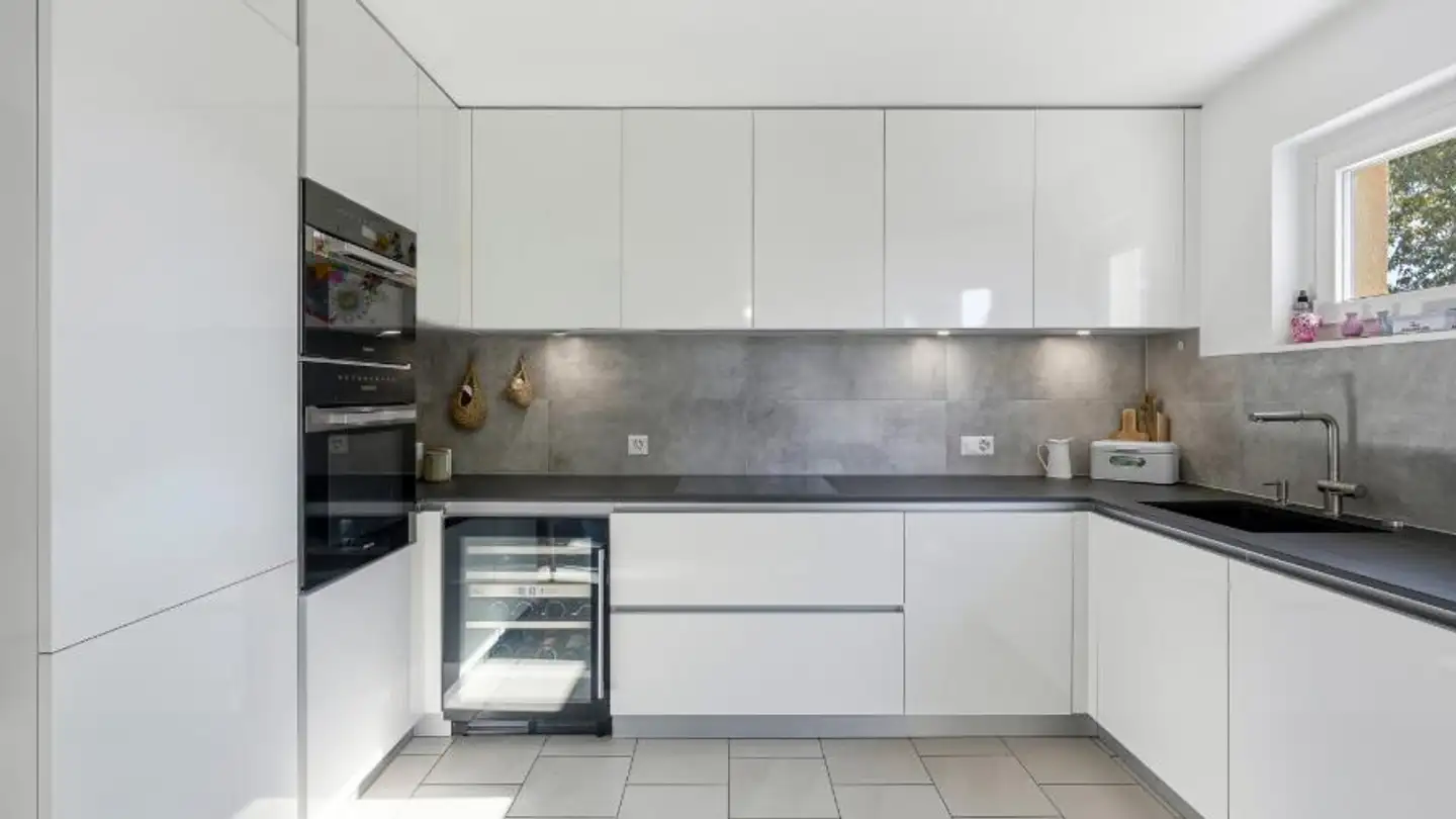 Villa for sale - 1143 Apples