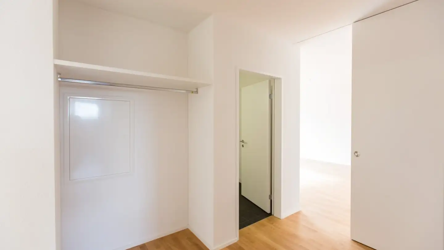 Wohnung mieten - Ammerswilerstrasse 21a, 5600 Lenzburg - Foto 2