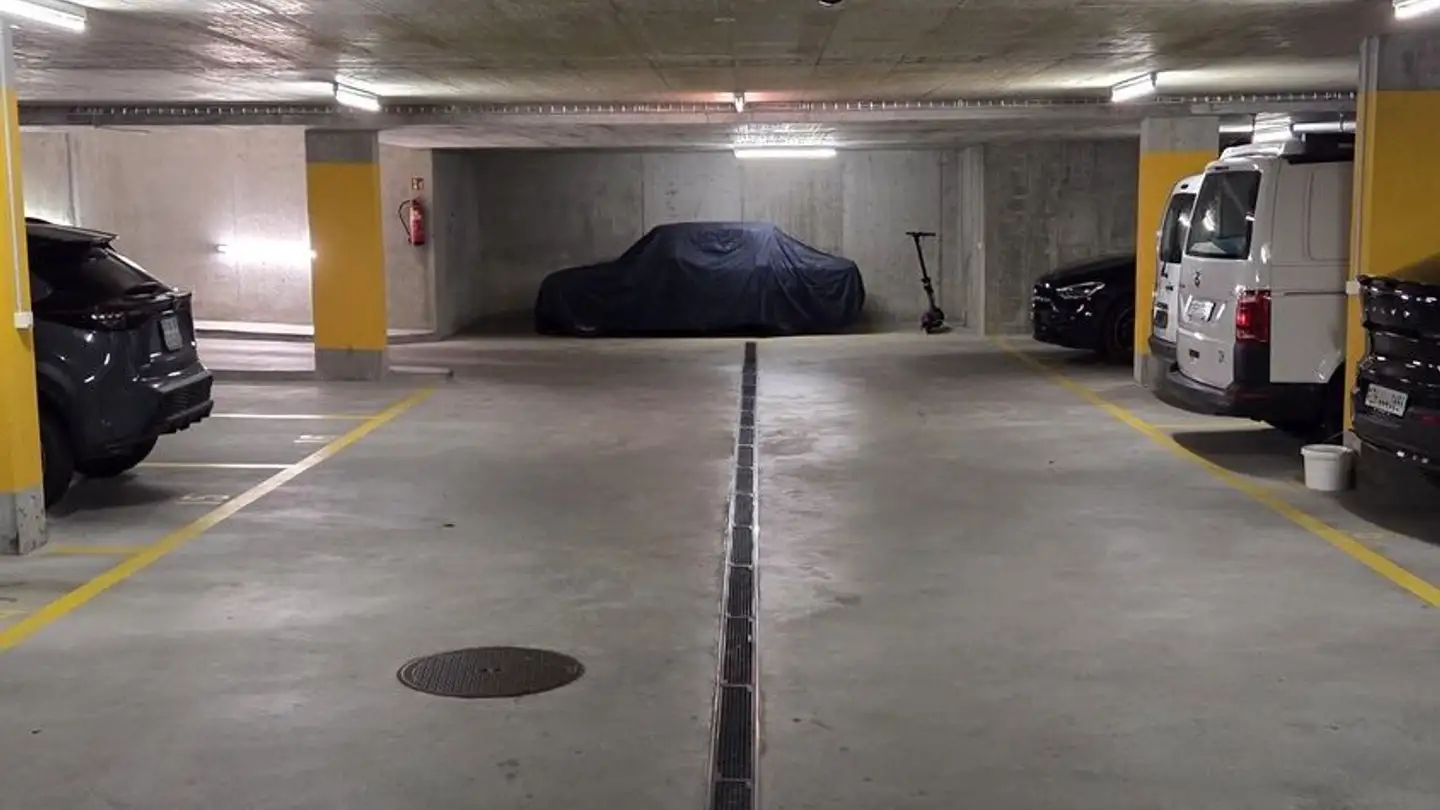 Parcheggio esterno in affitto - Höhenring 63, 8052 Zürich - Foto 3