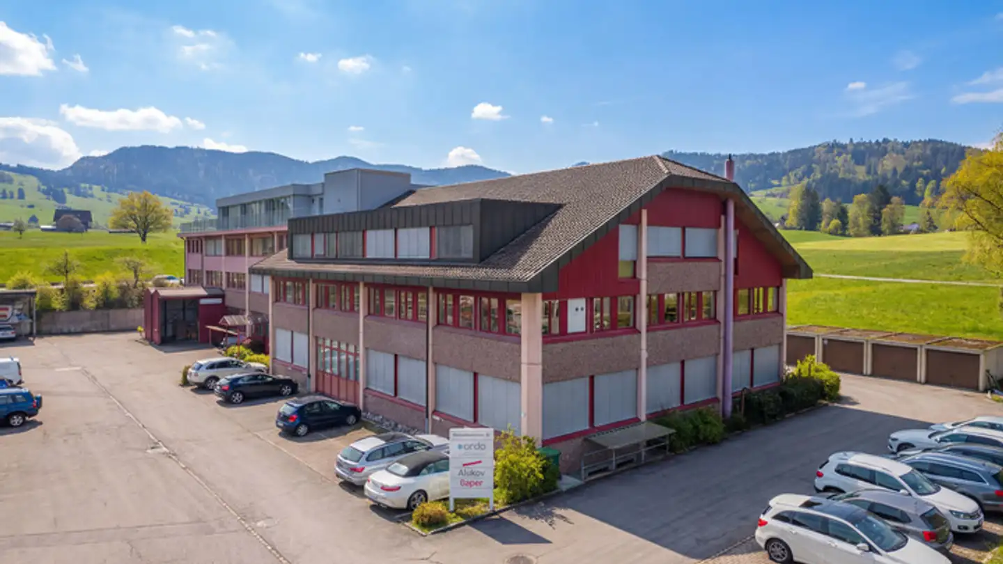 Commercial for sale - 6314 Unterägeri