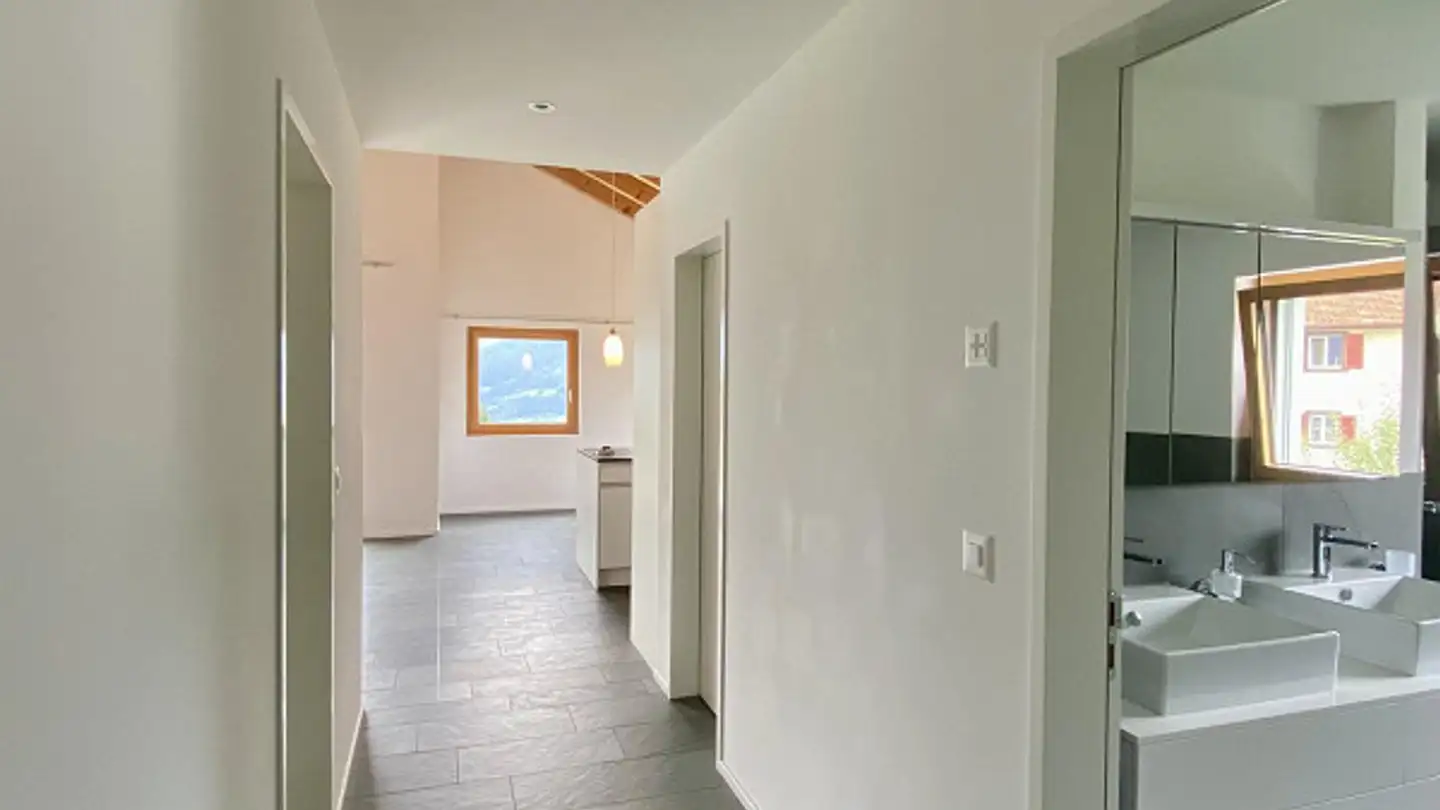 Apartment for rent - Oberdorf 83, 7417 Paspels - Photo 3